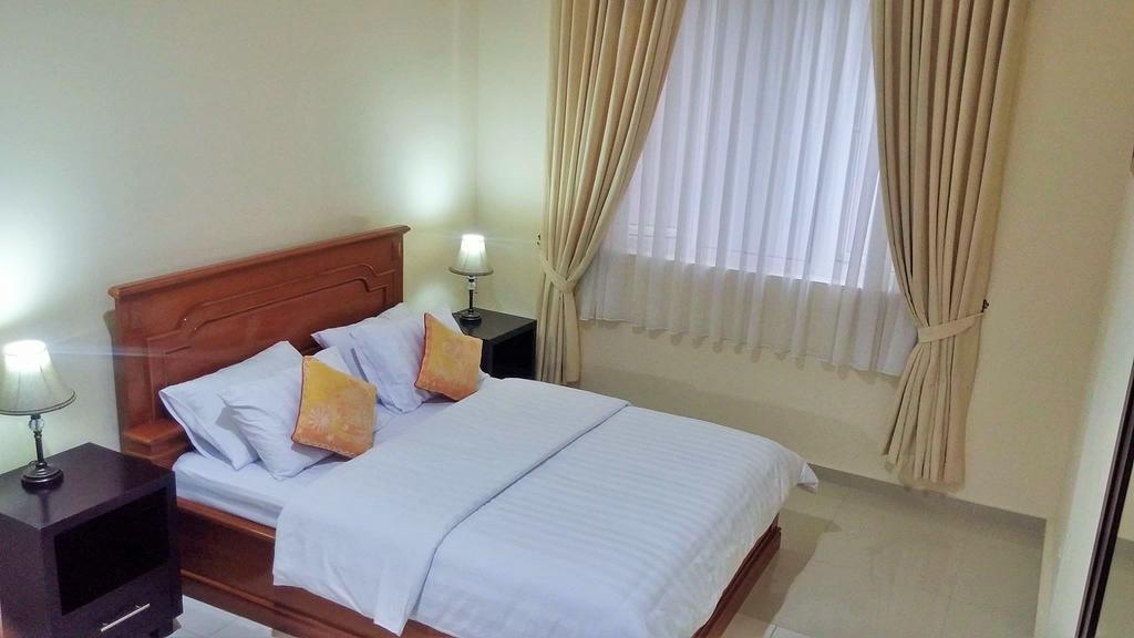 Villa Rumah Ibu Dago Bandung Buitenkant foto