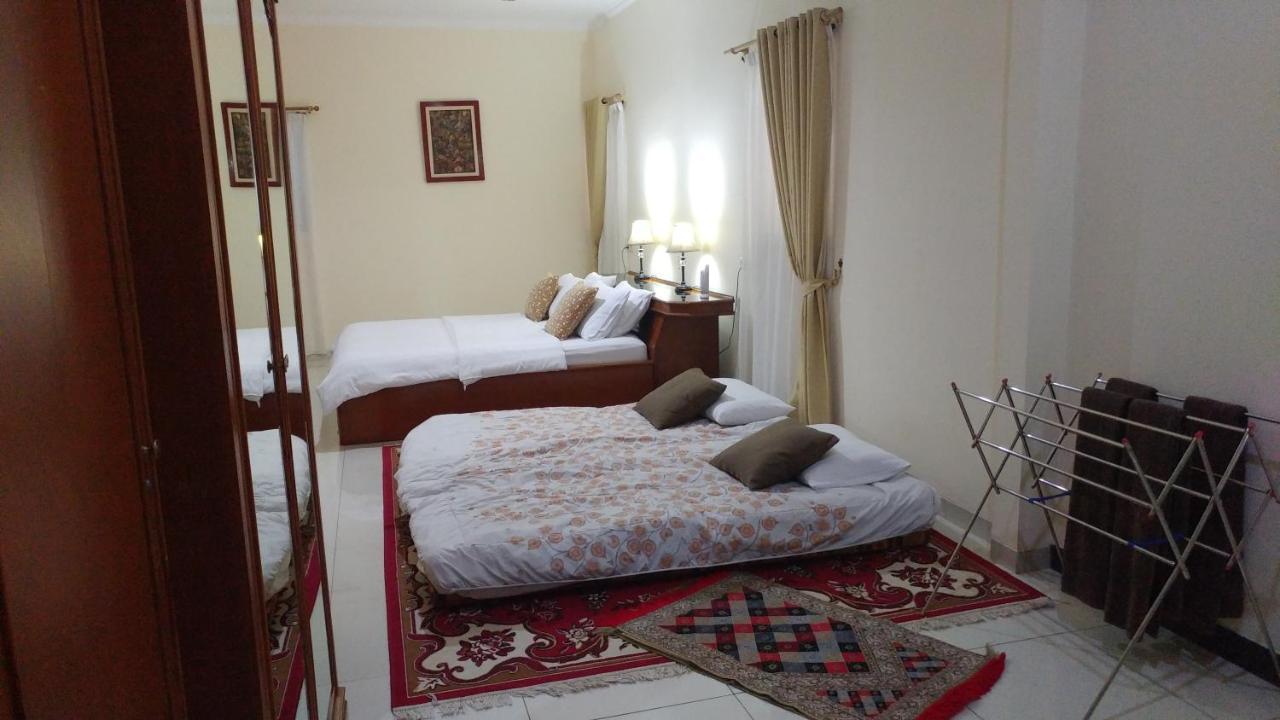 Villa Rumah Ibu Dago Bandung Buitenkant foto